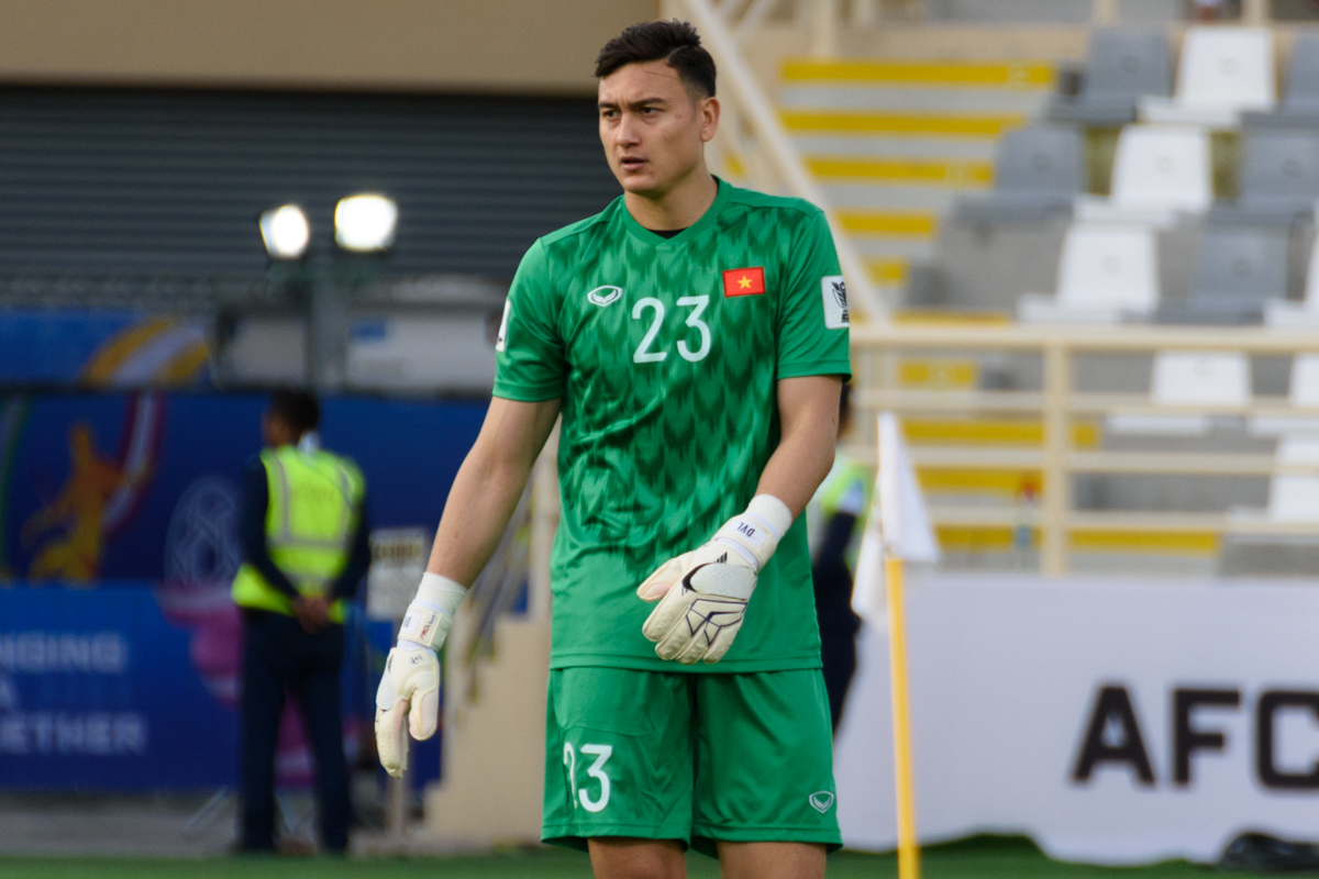 Văn Lâm không có tên trong danh sách ĐT Việt Nam thi đấu với Oman. Ảnh: Internet