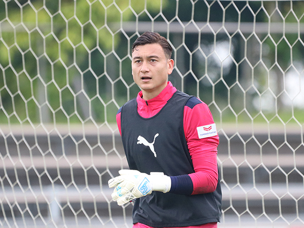 Văn Lâm tiếp tục ở lại CLB Cerezo Osaka. Ảnh: Internet Văn Lâm tiếp tục ở lại CLB Cerezo Osaka. Ảnh: Internet