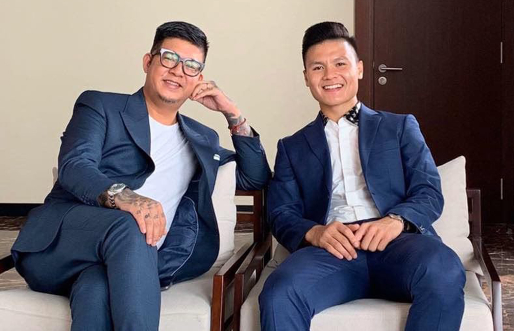 Quang Hải và người đại diện Nguyễn Đắc Văn. Ảnh: Internet