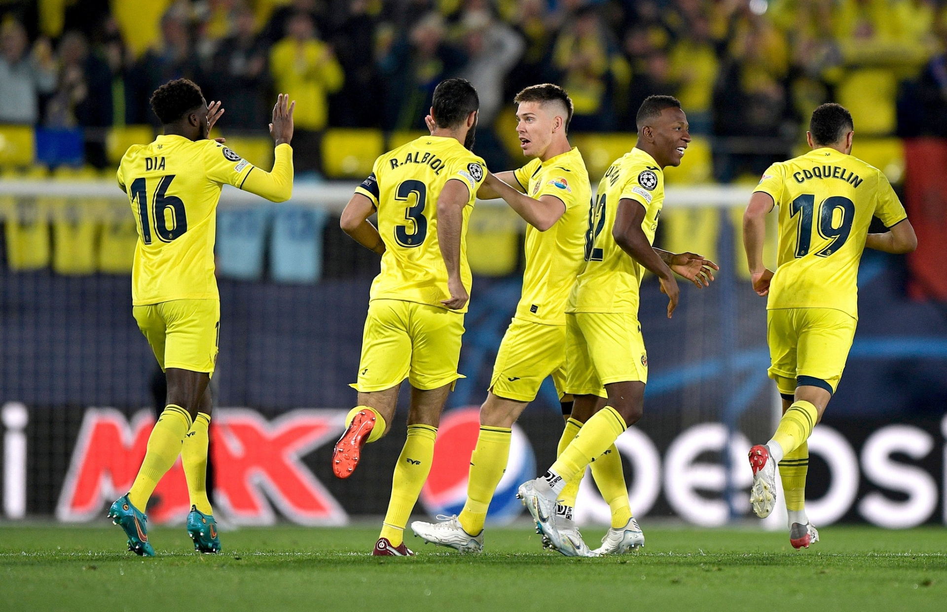 Villarreal vươn lên dẫn bàn từ rất sớm. Ảnh: Internet