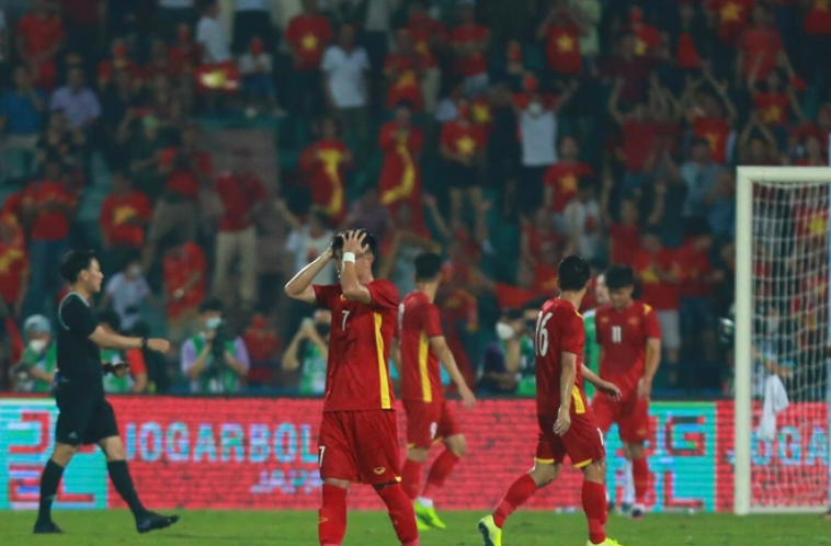 Trực tiếp U23 Việt Nam 0-0 U23 Indonesia: Hoàng Anh đi bóng đầy nỗ lực, Văn Tùng bỏ lỡ đáng tiếc Trực tiếp U23 Việt Nam 0-0 U23 Indonesia: Hoàng Anh đi bóng đầy nỗ lực, Văn Tùng bỏ lỡ đáng tiếc