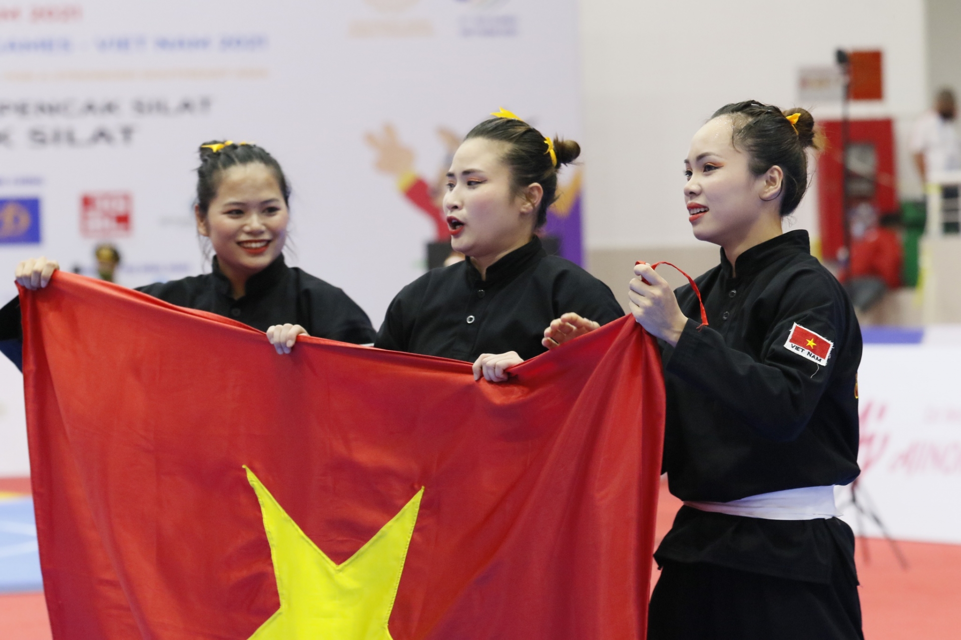 SEA Games 31: Pencak silat báo tin vui, đoàn Việt Nam vươn lên ngôi đầu BXH 3