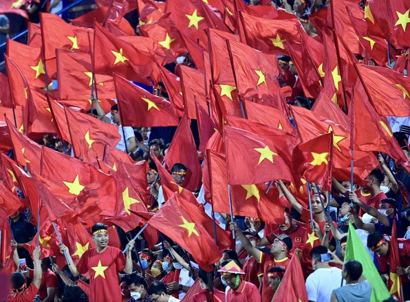 Hùng Dũng rực sáng trong cơn mưa tại Việt Trì, U23 Việt Nam rộng cửa vào bán kết SEA Games 31 17