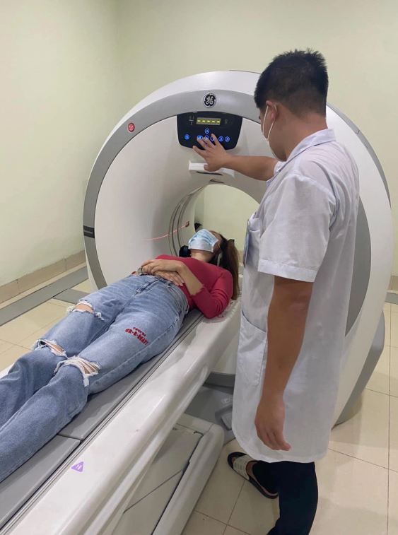 Madam Pang kiểm tra sức khỏe tại bệnh viện Nam Định. Ảnh: Internet Madam Pang kiểm tra sức khỏe tại bệnh viện Nam Định. Ảnh: Internet