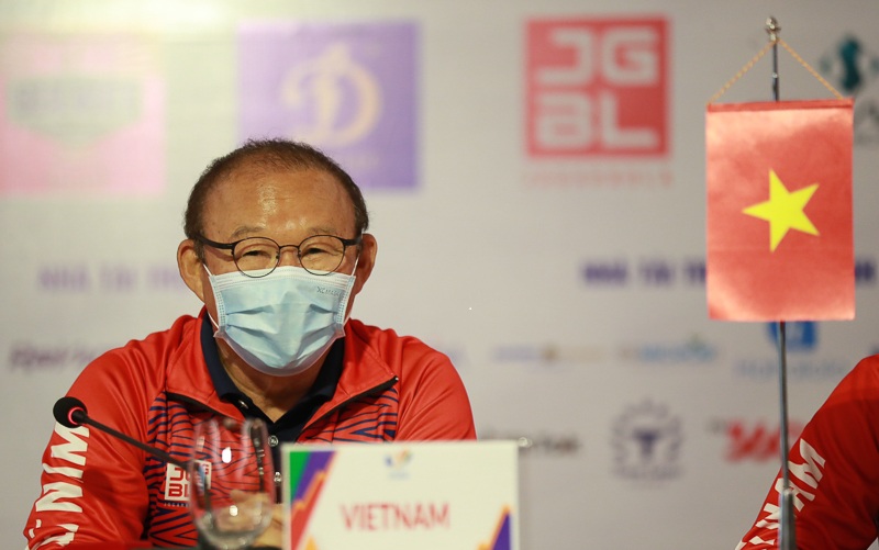 HLV Park Hang-seo muốn giải quyết trận đấu trong 90 phút. Ảnh: VFF