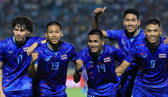 U23 Việt Nam 1-0 U23 Thái Lan: Mạnh Dũng tỏa sáng, U23 Việt Nam bảo vệ thành công tấm HCV SEA Games đầy cảm xúc - Ảnh 13 U23 Việt Nam 1-0 U23 Thái Lan: Mạnh Dũng tỏa sáng, U23 Việt Nam bảo vệ thành công tấm HCV SEA Games đầy cảm xúc - Ảnh 13
