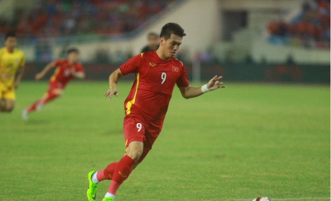 U23 Việt Nam 1-0 U23 Thái Lan: Mạnh Dũng tỏa sáng, U23 Việt Nam bảo vệ thành công tấm HCV SEA Games đầy cảm xúc - Ảnh 6 U23 Việt Nam 1-0 U23 Thái Lan: Mạnh Dũng tỏa sáng, U23 Việt Nam bảo vệ thành công tấm HCV SEA Games đầy cảm xúc - Ảnh 6