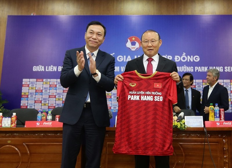 HLV Park Hang-seo bỏ ngỏ khả năng chia tay ĐT Việt Nam sau AFF Cup 2022. Ảnh: Internet HLV Park Hang-seo bỏ ngỏ khả năng chia tay ĐT Việt Nam sau AFF Cup 2022. Ảnh: Internet