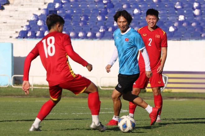 U23 Việt Nam 2-2 U23 Thái Lan: Thi đấu đầy kiên cường, thầy trò HLV Gong Oh-kyun chia điểm đầy đáng tiếc - Ảnh 8 U23 Việt Nam 2-2 U23 Thái Lan: Thi đấu đầy kiên cường, thầy trò HLV Gong Oh-kyun chia điểm đầy đáng tiếc - Ảnh 8