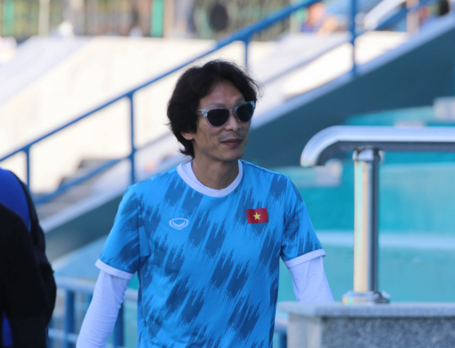 HLV Gong Oh-kyun trực tiếp đến dự khán trận đấu của U23 Saudi Arabia. Ảnh: Internet