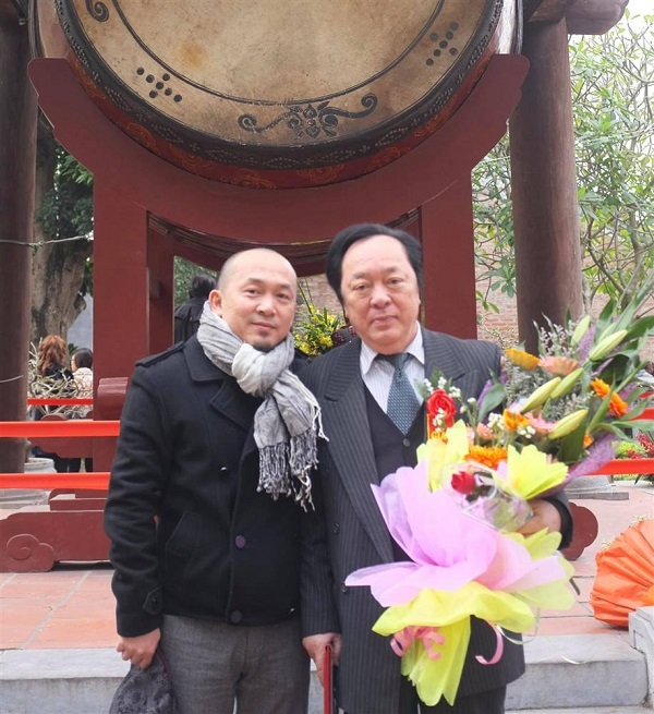 Sáng 27/1, NSND Trung Kiên qua đời, hưởng thọ 82 tuổi do tuổi cao sức yếu. Thông tin được NSND Quang Thọ xác nhận và sau đó, con trai cố NS - Nhạc sĩ Quốc Trung cũng đã đăng tải bài viết gửi lời cảm ơn tới đấng sinh thành.