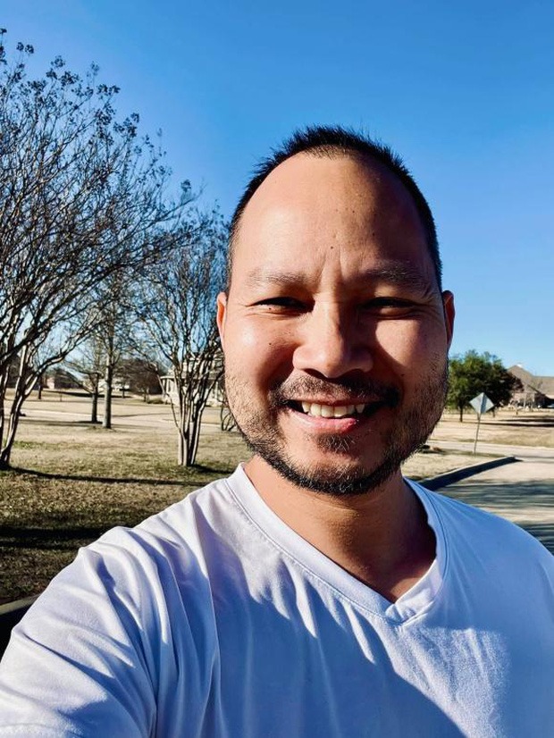 Chồng ca sĩ Hồng Ngọc xác nhận nhiễm Covid-19, Tóc Tiên và loạt sao Vbiz liên tục nhắn nhủ động viên.