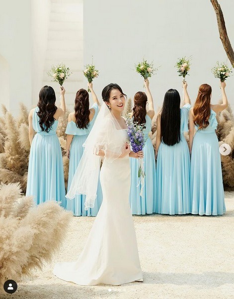 Không còn giấu diếm, Primmy Trương chính thức 'nhá hàng' ảnh cưới, dàn phù dâu toàn Hoa hậu, diễn viên.