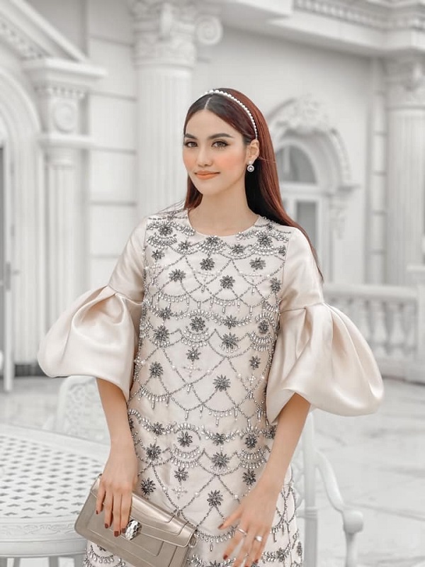 Lan Khuê để lộ biệt thự 'khủng' view sông gây choáng ngợp Nhật Kim Anh bị phát hiện cùng chồng cũ đưa con đi chơi