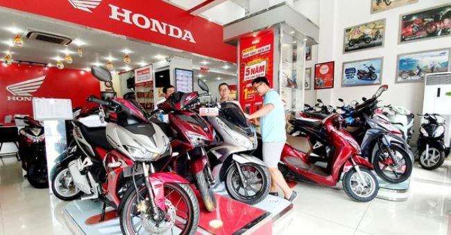 Tin xe hot nhất 1/2: Loạt xe máy giảm mạnh dịp Tết, Toyota tung loạt 'chiến mã'  - Ảnh 1