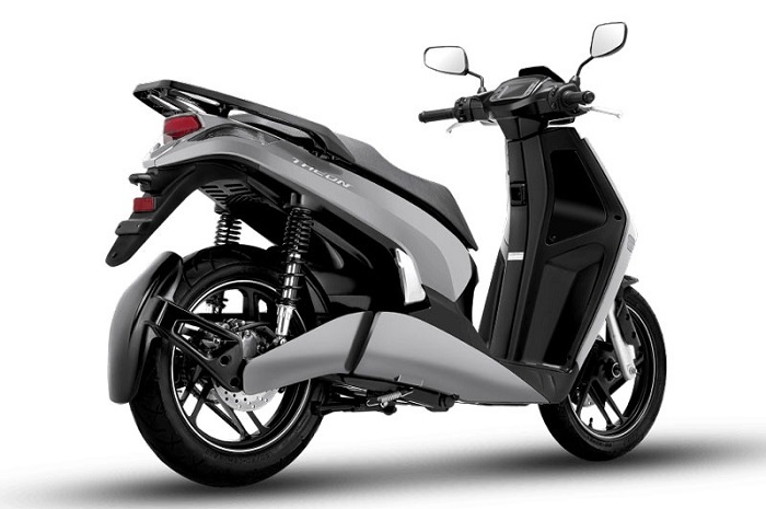'Siêu phẩm' sánh ngang Honda SH của tỷ phú Phạm Nhật Vượng có gì mà truyền thông khen nức nở - Ảnh 2 'Siêu phẩm' sánh ngang Honda SH của tỷ phú Phạm Nhật Vượng có gì mà truyền thông khen nức nở - Ảnh 2