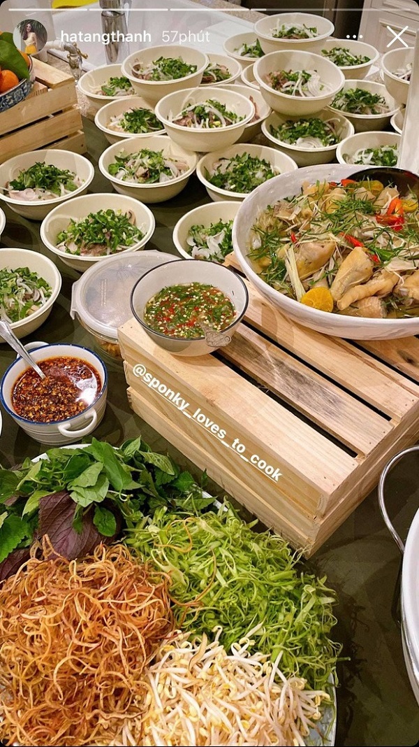 Món phở hấp hẫn do Tăng Thanh Hà chia sẻ Món phở hấp hẫn do Tăng Thanh Hà chia sẻ
