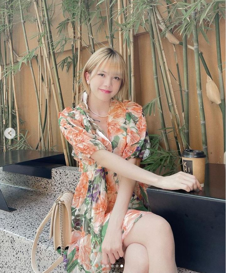 Thiều Bảo Trâm rũ sạch vẻ đau khổ, xuất hiện đầy rạng rỡ (ảnh IGNV) Thiều Bảo Trâm rũ sạch vẻ đau khổ, xuất hiện đầy rạng rỡ (ảnh IGNV)