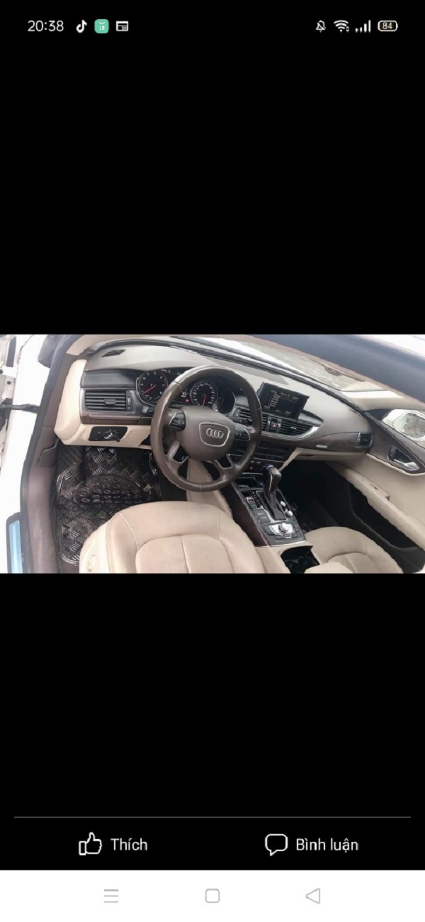 Nội thất bên trong