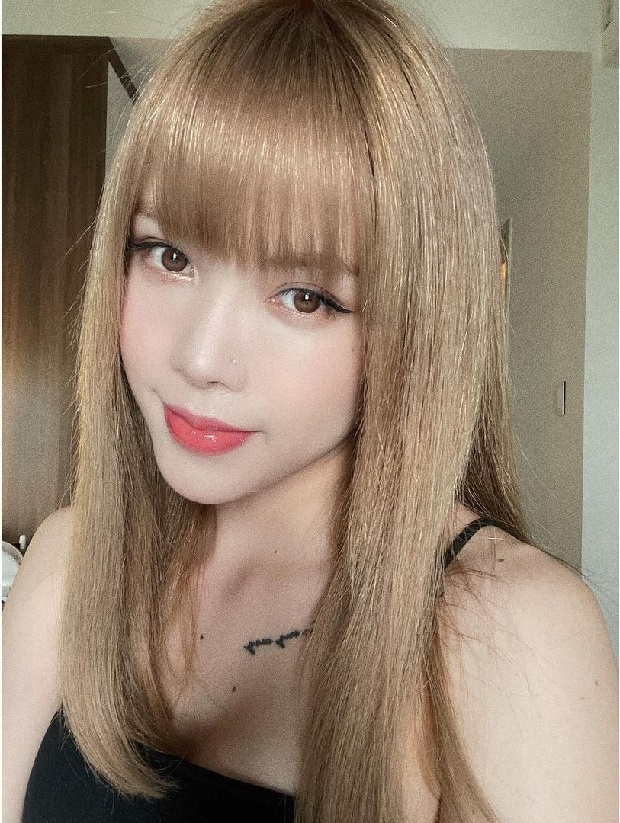 Bị gán dùng đồ đôi với Sơn Tùng, Thiều Bảo Trâm quyết ruồng bỏ dứt khoát - Ảnh 1 Bị gán dùng đồ đôi với Sơn Tùng, Thiều Bảo Trâm quyết ruồng bỏ dứt khoát - Ảnh 1