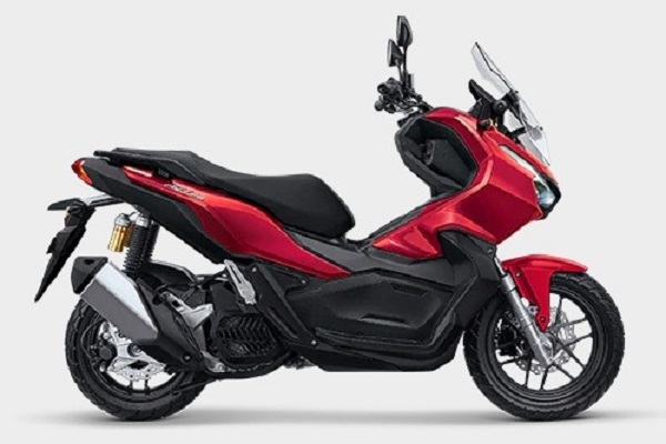 Honda ADV 150 đời 2022 được ra mắt, bổ sung thêm phanh đĩa sau. Xe vẫn dùng động cơ 150 cc thay vì nâng cấp lên động cơ 157 cc như Honda PCX 160.