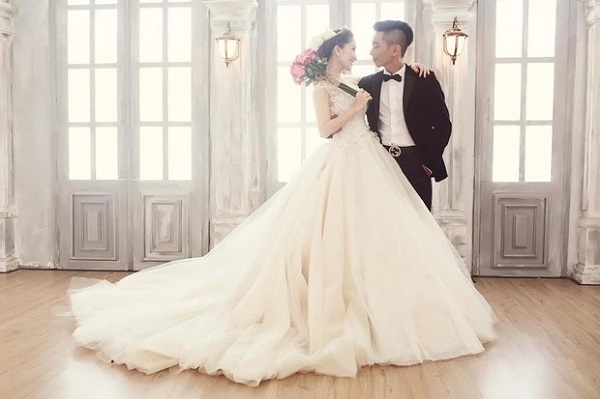 Khánh Thi kể về 'điềm báo' trùng hợp ngày 'phù thủy trang điểm' Phan Minh Lộc từ giã cõi đời - Ảnh 1 Khánh Thi kể về 'điềm báo' trùng hợp ngày 'phù thủy trang điểm' Phan Minh Lộc từ giã cõi đời - Ảnh 1