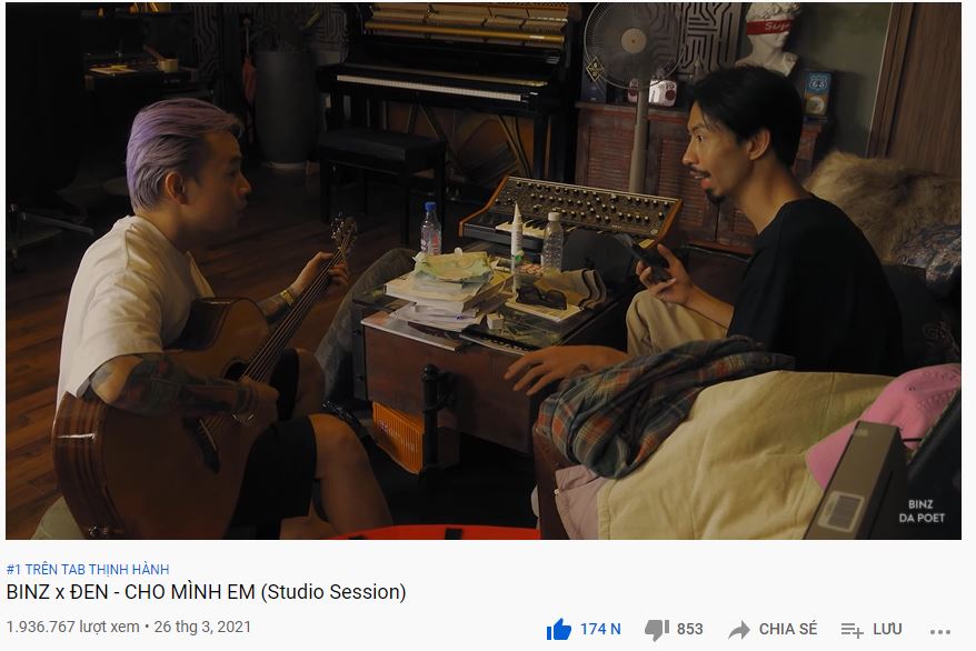 MV phòng thu nhanh chóng leo thẳng top #1 Youtube