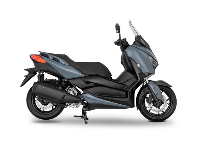Yamaha XMAX 2021 ra mắt, giá 127 triệu đồng. Xe ga 300cc này đã trình làng tại thị trường Thái Lan và mang những nâng cấp như phiên bản đã trình làng tại châu Âu trước đó.