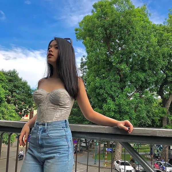 Nhan sắc hot girl của ái nữ nhà nghệ sĩ Chiều Xuân khi đi chụp căn cước công dân - Ảnh 3 Nhan sắc hot girl của ái nữ nhà nghệ sĩ Chiều Xuân khi đi chụp căn cước công dân - Ảnh 3