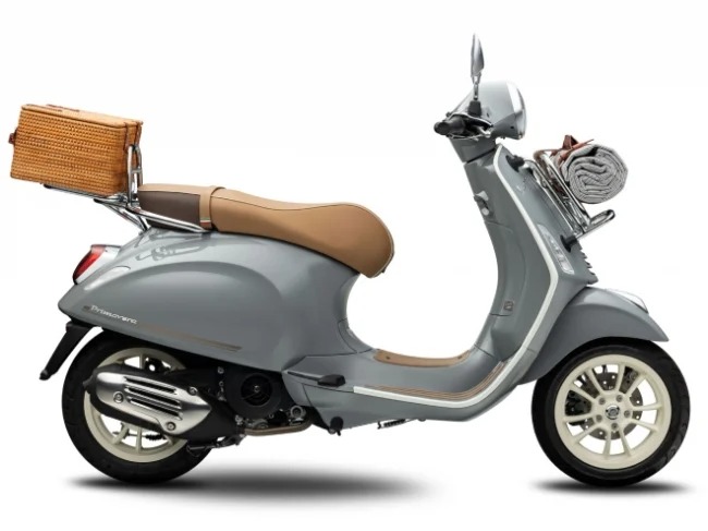 Vespa chào hàng phiên bản dã ngoại: Số lượng chỉ có 300 chiếc tại Việt Nam. Vespa PicNic có giá bán đề xuất ở thị trường Việt Nam là 88 triệu đồng. Mức giá này đã bao gồm thuế giá trị gia tăng (VAT).​