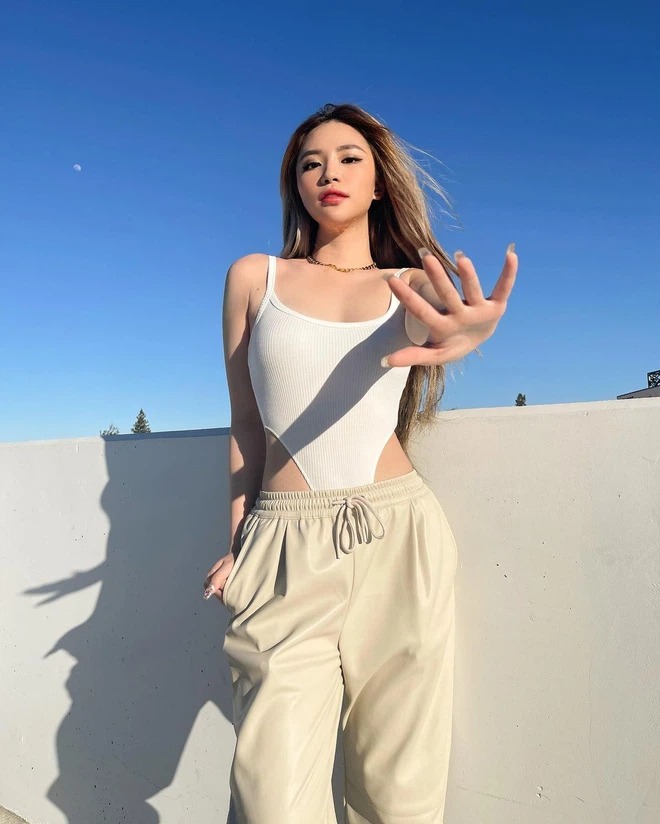Hot girl Mai Diz khoe vóc dáng đẹp mướt mắt, chính thức nhập cuộc đua chào hè - Ảnh 2 Hot girl Mai Diz khoe vóc dáng đẹp mướt mắt, chính thức nhập cuộc đua chào hè - Ảnh 2