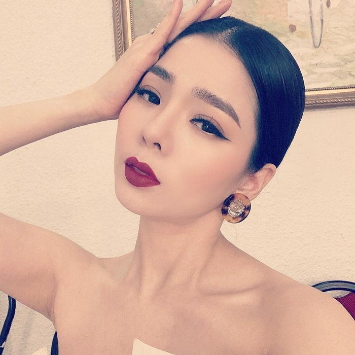 Lệ Quyên lả lướt trước ống kính của Lâm Bảo Châu, phụ nữ khi yêu lạ lùng thật! - Ảnh 7 Lệ Quyên lả lướt trước ống kính của Lâm Bảo Châu, phụ nữ khi yêu lạ lùng thật! - Ảnh 7