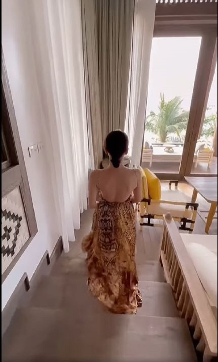 Lệ Quyên lả lướt trước ống kính của Lâm Bảo Châu, phụ nữ khi yêu lạ lùng thật! - Ảnh 2 Lệ Quyên lả lướt trước ống kính của Lâm Bảo Châu, phụ nữ khi yêu lạ lùng thật! - Ảnh 2