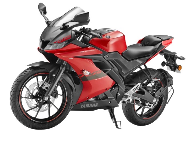 Yamaha R15 V3.0 bổ sung thêm phiên bản màu Đỏ kim loại và có giá niêm yết rẻ hơn 20 triệu đồng so với YZF-R15 có bán ở Việt Nam. Theo đó, xe chỉ có giá chỉ hơn 48 triệu đồng.