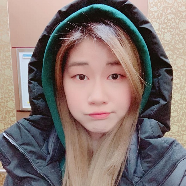 Xiêu lòng trước vẻ đẹp tựa búp bê của nữ cơ thủ Billiards 3 băng Lee Mi Rae - Ảnh 4 Xiêu lòng trước vẻ đẹp tựa búp bê của nữ cơ thủ Billiards 3 băng Lee Mi Rae - Ảnh 4
