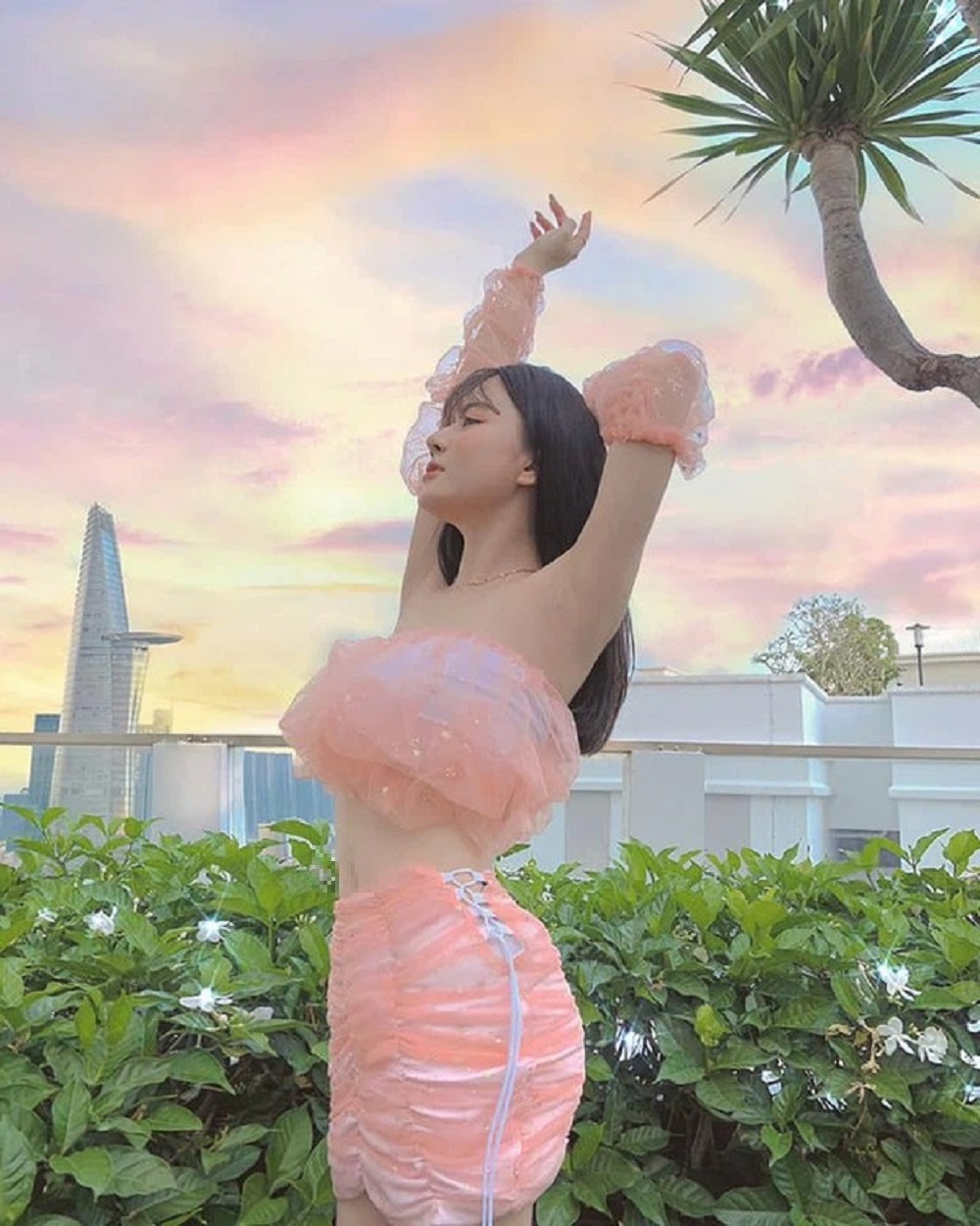 Biểu tượng sắc đẹp của làng game Việt Trang Banana khoe sắc vóc đẹp ngời ngời - Ảnh 3