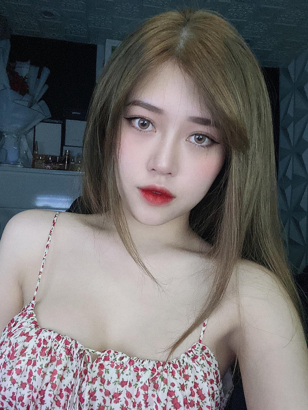 Nhan sắc không có quá nhiều sự khác biệt với ảnh thường ngày (ảnh FBNV)