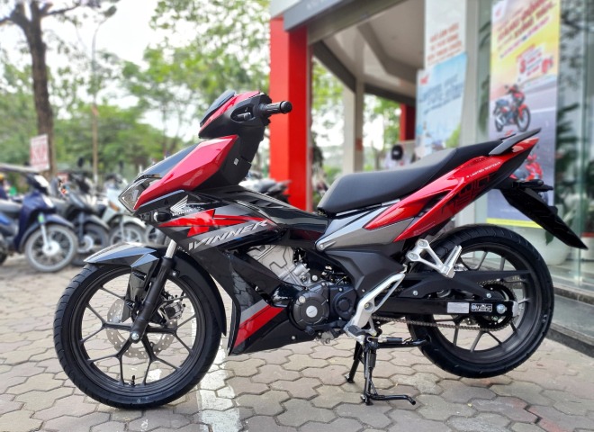 Ảnh thực tế Honda Winner X bản giới hạn mới nhất hiện nay không khỏi khiến nhiều người hâm mộ xao xuyến.