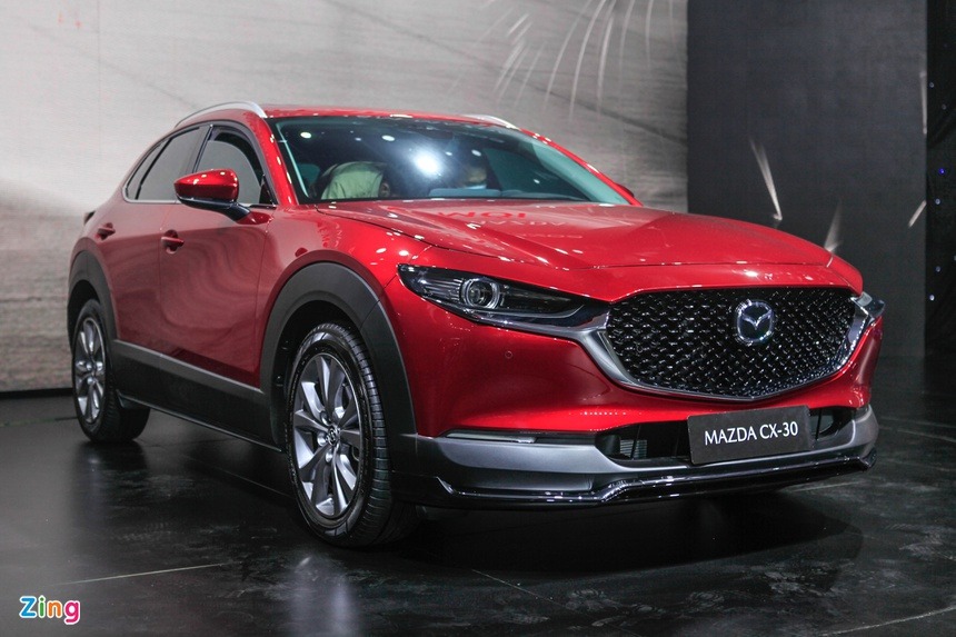 Mazda CX-3 và CX-30 nhập khẩu Thái Lan, giá từ 629 đến 899 triệu đồng.