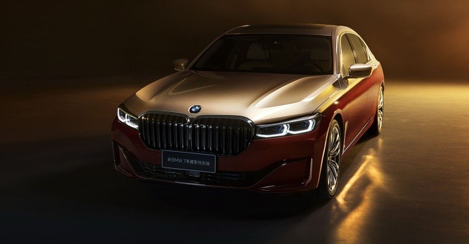 BMW ra mắt 7-Series bản đặc biệt mang phong cách giống xe Maybach.