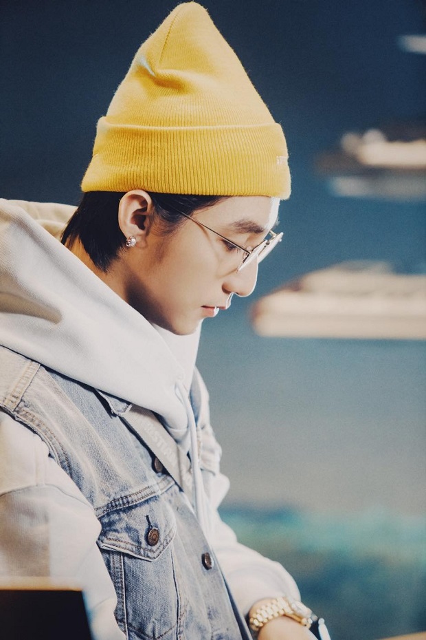 43 bức ảnh 'Love' của Thiều Bảo Trâm và 'nỗi khổ khi yêu' của Sơn Tùng - Ảnh 4