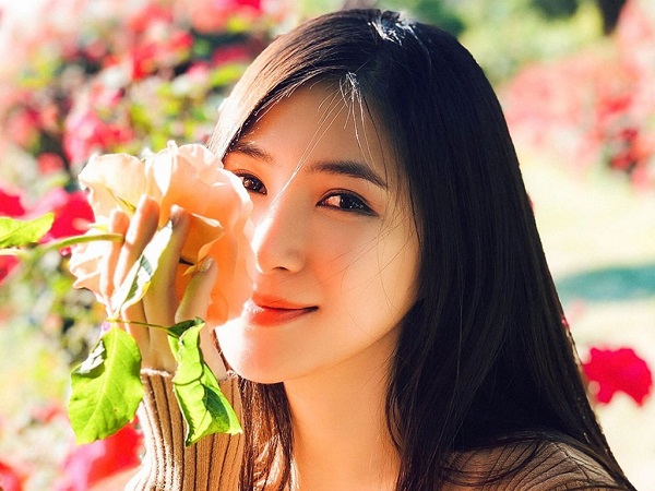 Hương Tràm lên tiếng về phát ngôn 'kể công' của Nathan Lee, dân mạng xôn xao bàn tán - Ảnh 1 Hương Tràm lên tiếng về phát ngôn 'kể công' của Nathan Lee, dân mạng xôn xao bàn tán - Ảnh 1