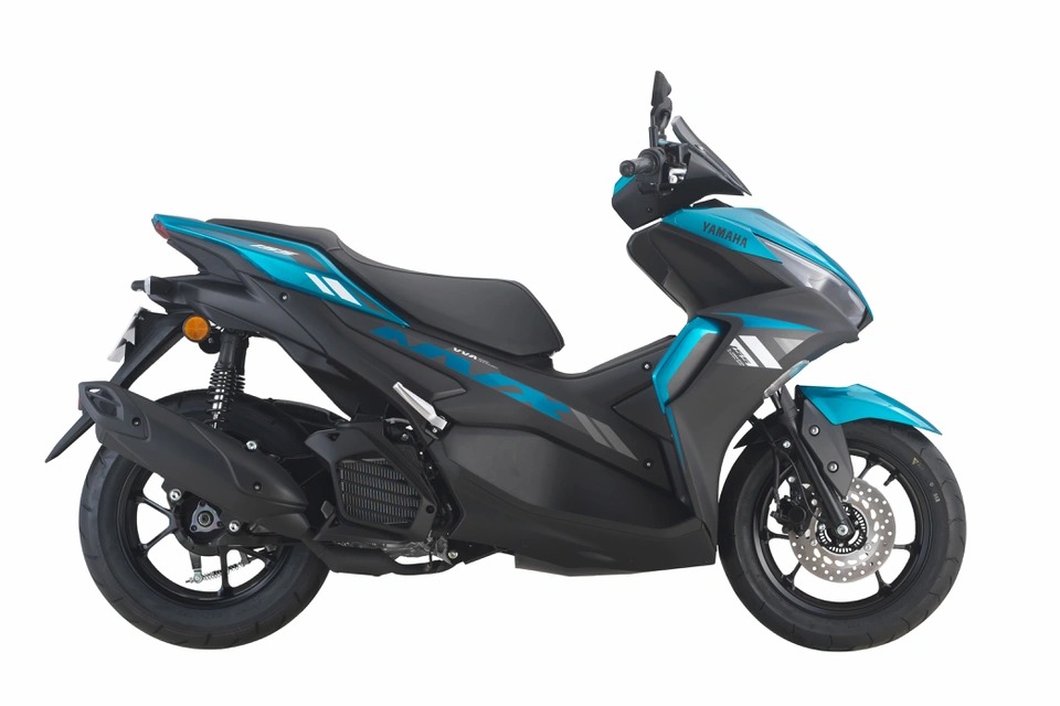 Yamaha NVX 2021 được ra mắt tại Malaysia, xe có 2 phiên bản tại Malaysia, đi kèm mức giá từ 2.190 USD.