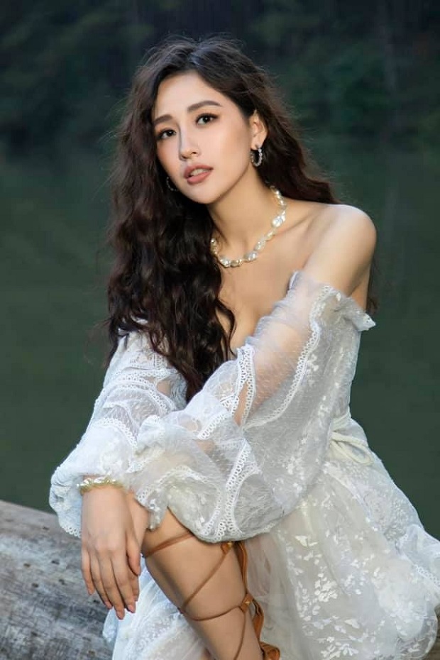 Vẻ đẹp 'bức thở' của Mai Phương Thúy sau 15 năm đăng quang Hoa hậu (ảnh FBNV) Vẻ đẹp 'bức thở' của Mai Phương Thúy sau 15 năm đăng quang Hoa hậu (ảnh FBNV)