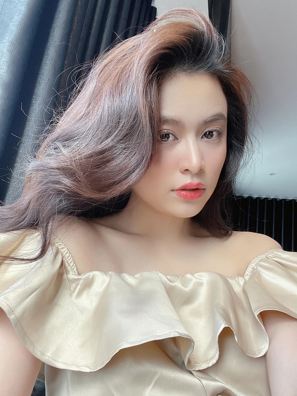 Hoàng Thùy Linh tung ảnh đẹp mong manh tựa sương khói (ảnh IGNV) Hoàng Thùy Linh tung ảnh đẹp mong manh tựa sương khói (ảnh IGNV)