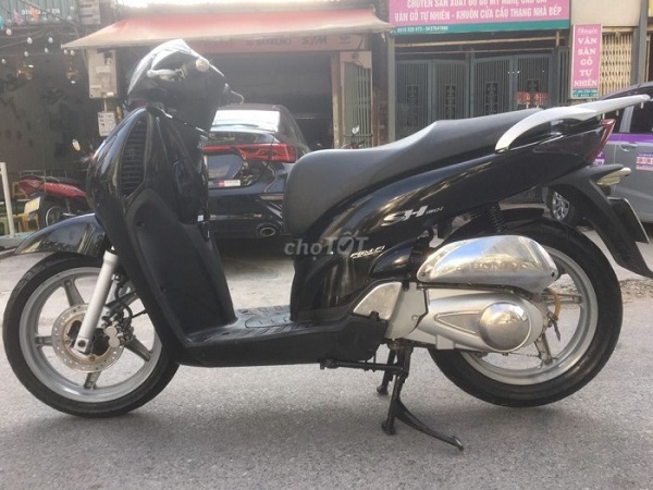 Dân tình ngỡ ngàng với chiếc Honda SH 150i siêu rẻ chỉ 36 triệu đồng - Ảnh 1 Dân tình ngỡ ngàng với chiếc Honda SH 150i siêu rẻ chỉ 36 triệu đồng - Ảnh 1