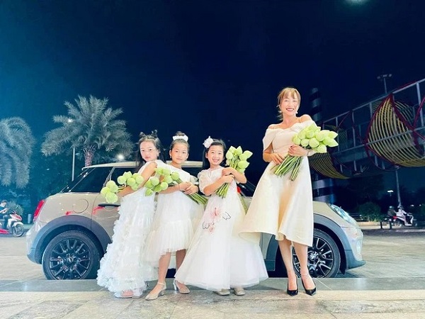 Hình ảnh cay khóe mắt của con gái cố diễn viên Mai Phương sau hơn 1 năm mất mẹ 5 Hình ảnh cay khóe mắt của con gái cố diễn viên Mai Phương sau hơn 1 năm mất mẹ 5
