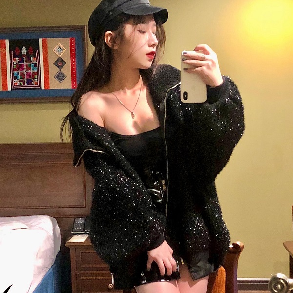 Loạt ảnh cực 'mlem' của hot girl nhún nhảy remix 'Hạ còn vương nắng' 5 Loạt ảnh cực 'mlem' của hot girl nhún nhảy remix 'Hạ còn vương nắng' 5