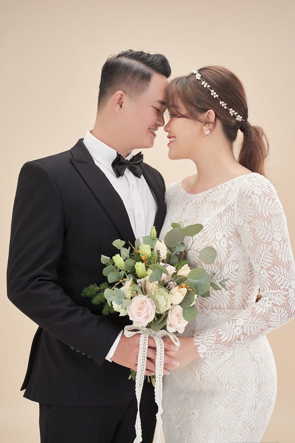 Cả hai đã đính hôn nhưng chưa tổ chức đám cưới Cả hai đã đính hôn nhưng chưa tổ chức đám cưới