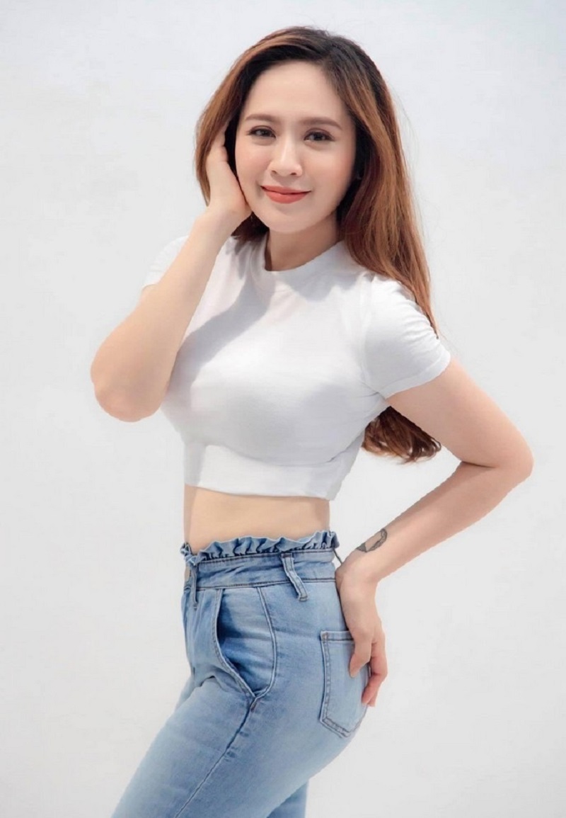 Và hình ảnh của cô sau 18 năm Và hình ảnh của cô sau 18 năm